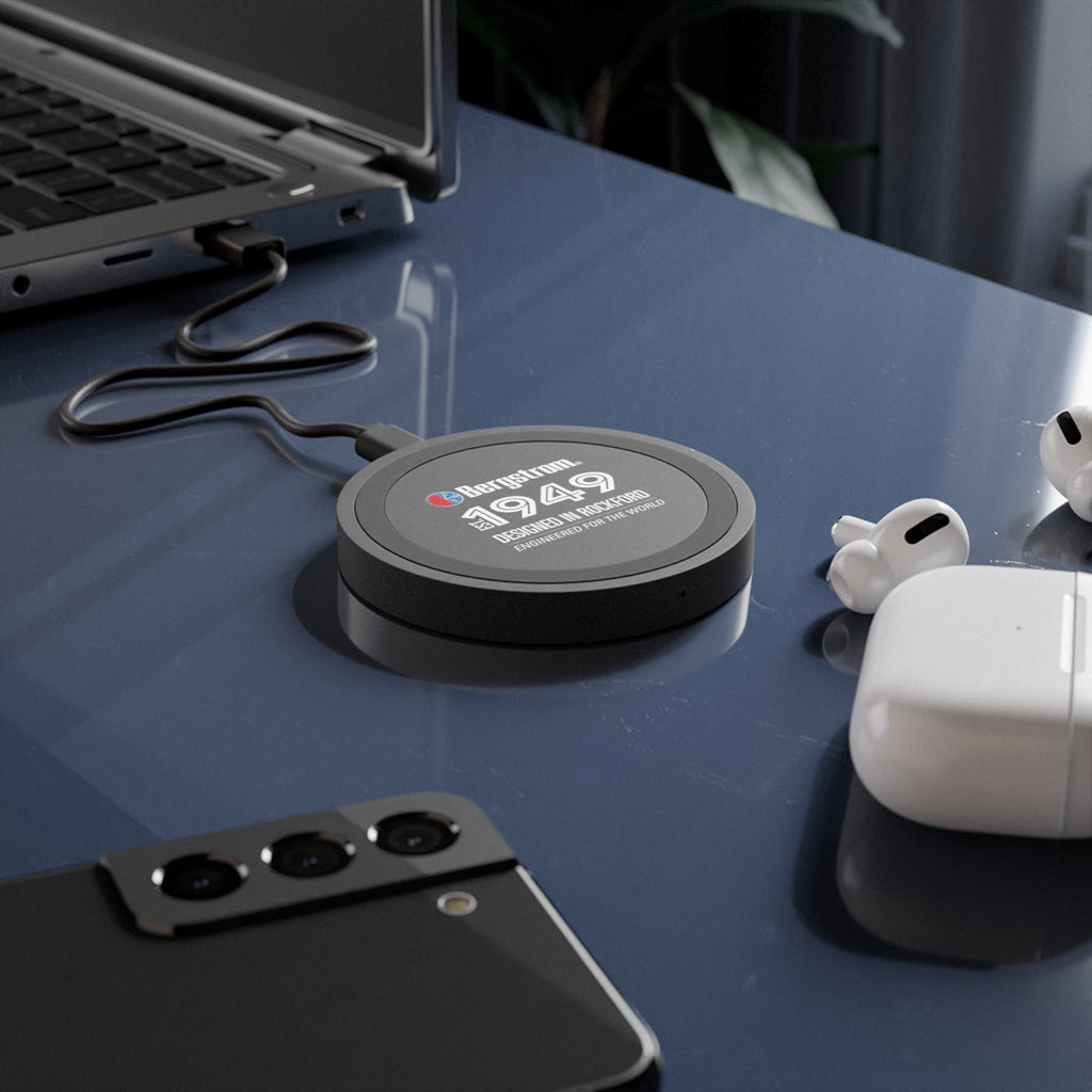 Bergstrom 1949 Wireless QI Charging Pad